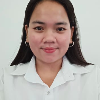 Ronabeth L., Filipino maid, in Dubai
