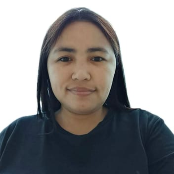 Maria Cristina , Filipino nanny, in Dubai
