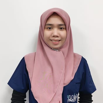 Nurmina , Filipino elder-care worker, in Jeddah
