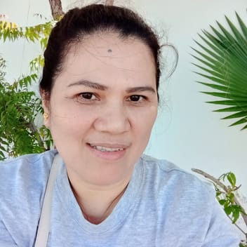 JULIET , Filipino maid, in Dubai
