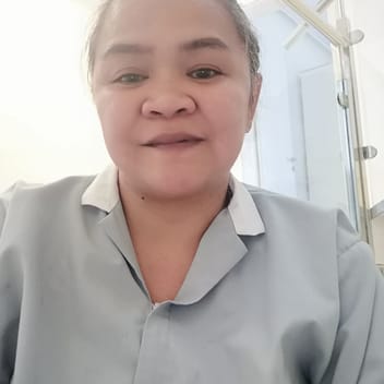 Sharon, Filipino driver, in Riyadh
