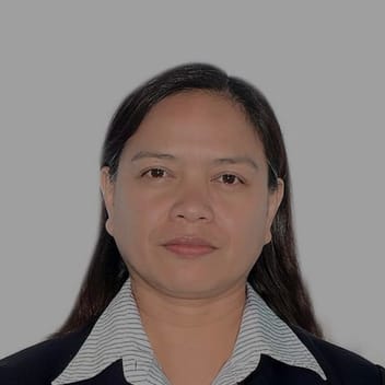 Monaliza, Filipino nanny, in Dubai