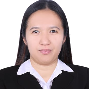Odessa, Filipino nanny, in Sharjah