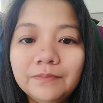 Divina, Filipino nanny, in Dubai