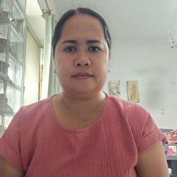 Wilma, Filipino nanny, in Dubai