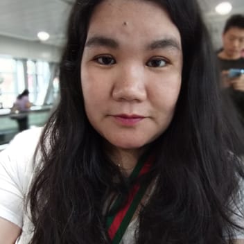 Cecille, Filipino maid, in Dubai