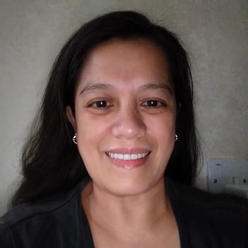 Nathelyn, Filipino nanny, in Dubai