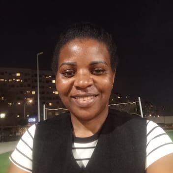 Nkwasiibwe , Ugandan maid, in Abu Dhabi