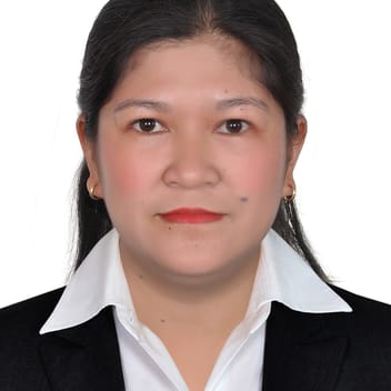 Jireh , Filipino nanny, in Dubai