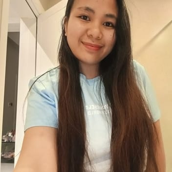 Jizza, Filipino nanny, in Dubai