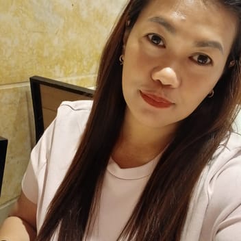 Lany, Filipino nanny, in Dubai