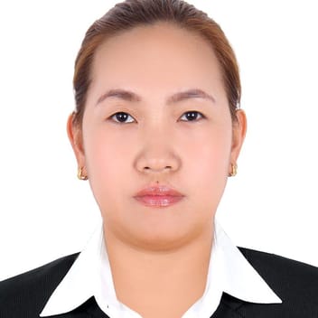 Michelle, Filipino nanny, in Dubai