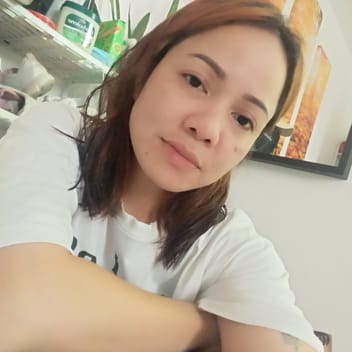 Jellie, Filipino nanny, in Qatar