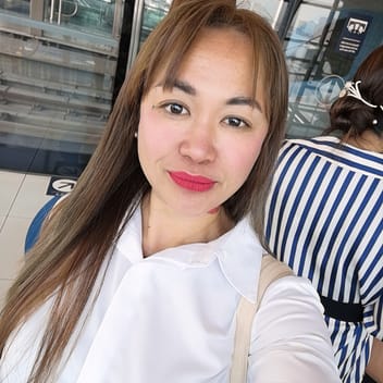 Journa, Filipino nanny, in Dubai