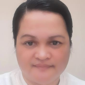 Jenifer, Filipino nanny, in Sharjah