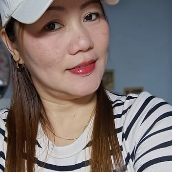 Richelle , Filipino maid, in Dubai