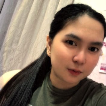 jhoan, Filipino nanny, in Abu Dhabi