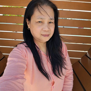 Adora, Filipino maid, in Abu Dhabi
