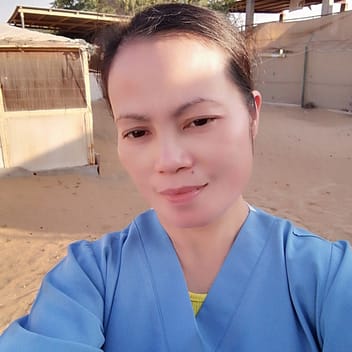 Margie , Filipino nanny, in Dubai