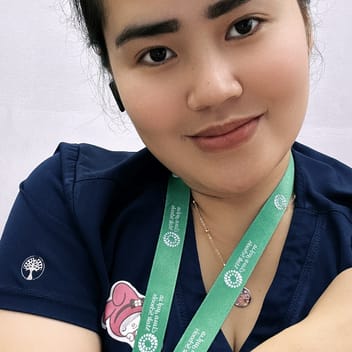 Jecel, Filipino nanny, in Riyadh