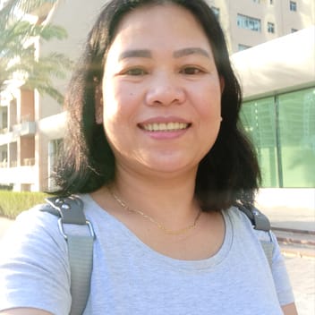 Christie, Filipino nanny, in Dubai