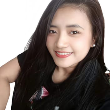 Nur, Filipino maid, in the UAE