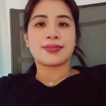 Shiela, Filipino nanny, in Dubai