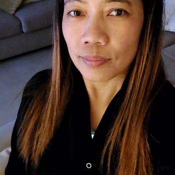 Lhiza, Filipino nanny, in Riyadh