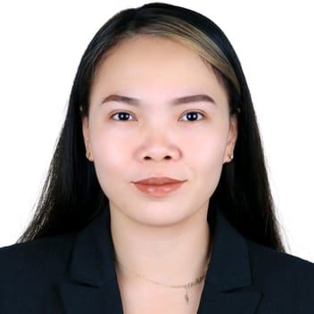 Rian, Filipino nanny, in Dubai