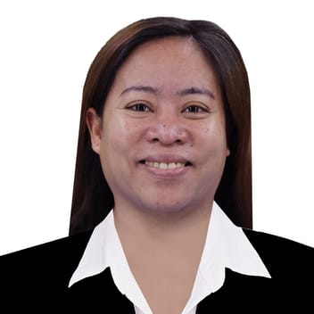 Anna marie , Filipino elder-care worker, in Jeddah