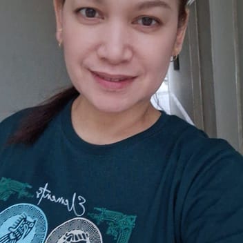 Shirly, Filipino maid, in Dubai
