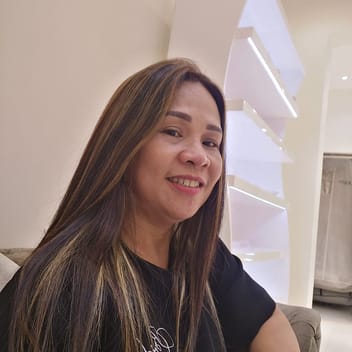 Marlyn, Filipino maid, in Dubai