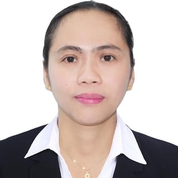 Abigael, Filipino nanny, in Abu Dhabi