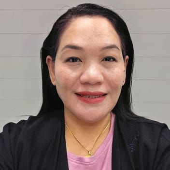 Rosalie, Filipino elder-care worker, in Saudi Arabia