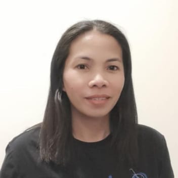 Desery, Filipino maid, in Dubai