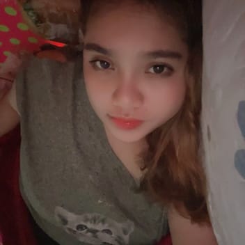 Auna, Filipino nanny, in Khobar