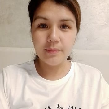 Mayeth, Filipino maid, in Dubai