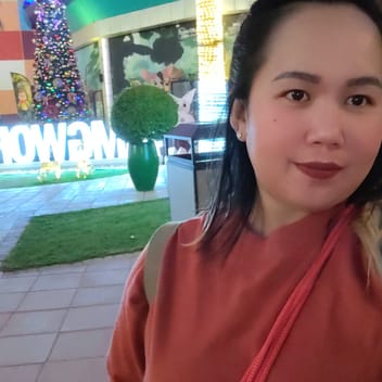 Ruby ann , Filipino maid, in Dubai