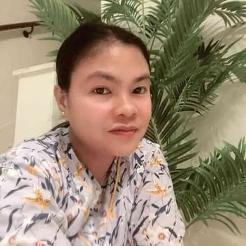 Gina, Filipino nanny, in Dubai