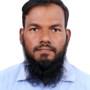 ziauddin , Bangladeshi driver, in Dubai