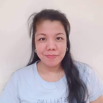 Analiza, Filipino maid, in Dubai