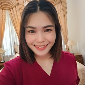 Gemma Fe, Filipino elder-care worker, in Riyadh