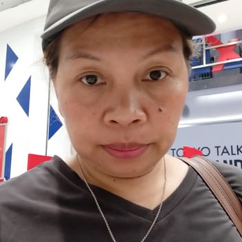 Brenda , Filipino nanny, in Dubai