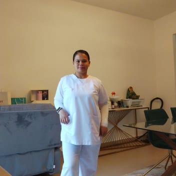 Lailani , Filipino nanny, in Riyadh