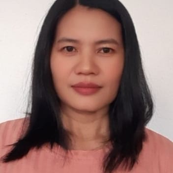 Reily, Filipino elder-care worker, in Riyadh
