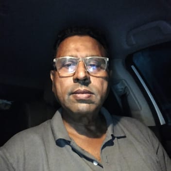 MUHAMMAD, Pakistani driver, in Dubai