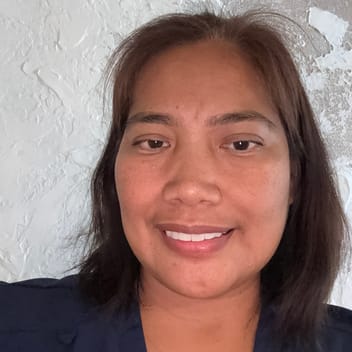 Lilibeth , Filipino nanny, in Dubai