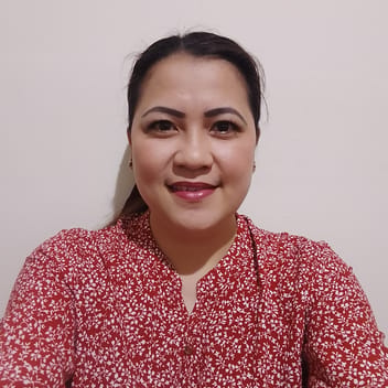 Roshel, Filipino nanny, in Dubai