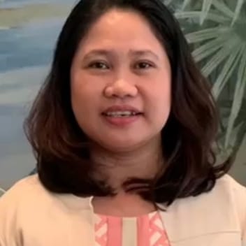 Lalyn, Filipino nanny, in Dubai