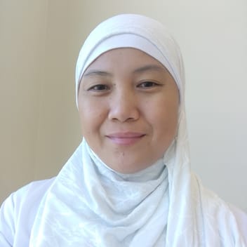 Ruena , Filipino elder-care worker, in Jeddah
